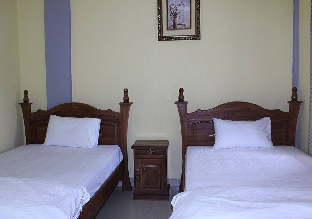 Timor-Leste: Bed, Furniture, Bedroom, Indoors, Interior Design, Room